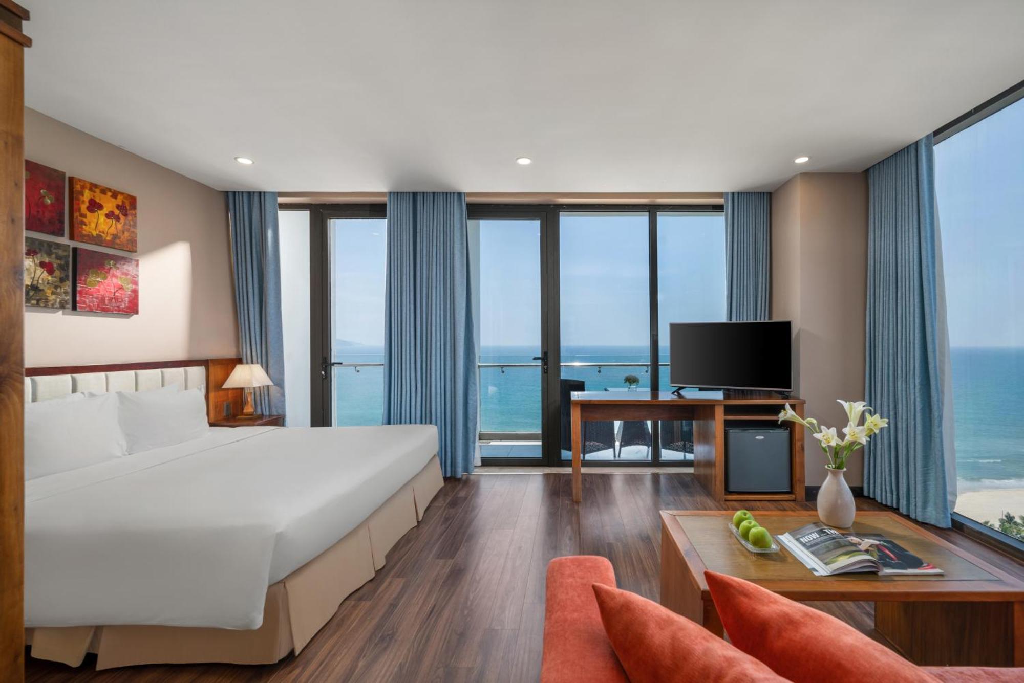 Yarra Ocean Suites Danang Exterior foto